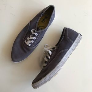 KEDS grey pointy sneakers lace